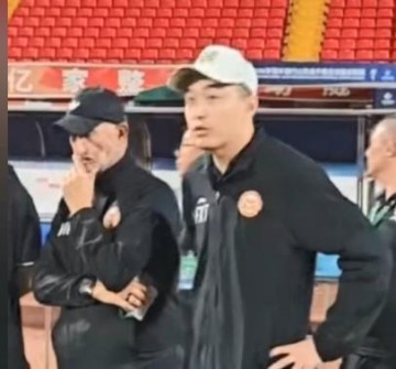 开云-冯潇霆：扎实的能力是一切的基础，年轻球员得有清晰职业规划